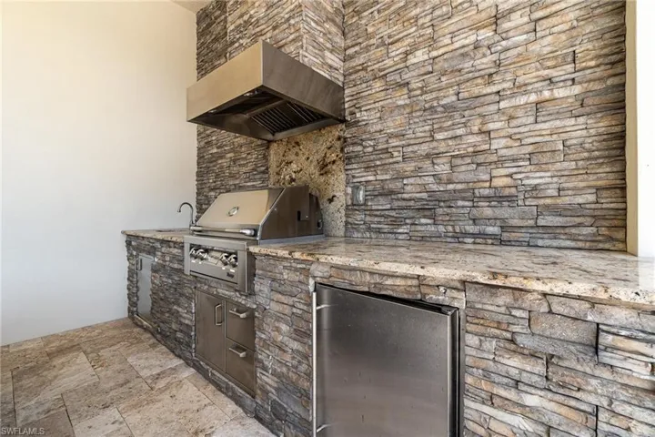 Outdoor kitchen