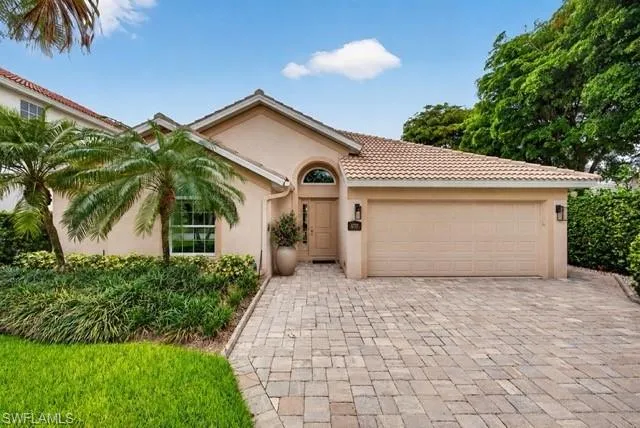 6737 Autumn Woods Blvd, Naples, Florida 34109