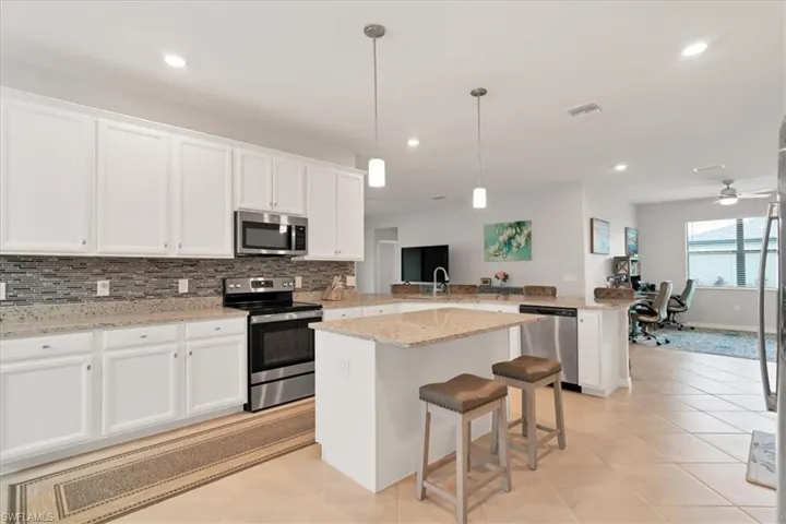 3408 Nombella Ct, Fort Myers, Florida 33905