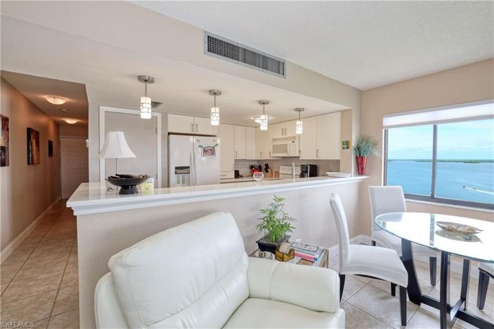 400  Lenell  RD, Fort Myers Beach, FL 33931