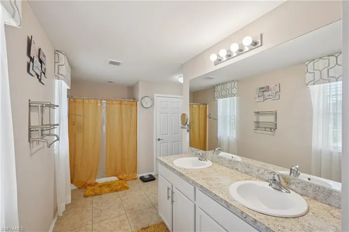 26760 Saville Ave, Bonita Springs, Florida 34135
