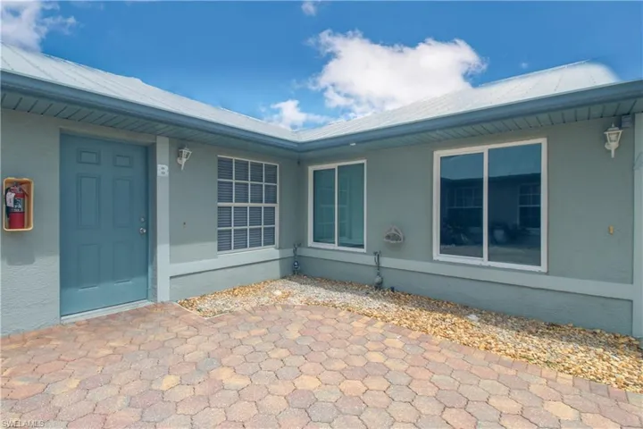 6265  Vista Garden  WAY, Naples, FL 34112