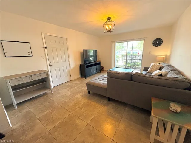 12626 Kenwood Ln A, Fort Myers, Florida 33907