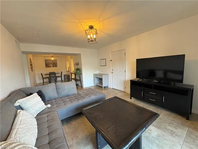 12626 Kenwood Ln A, Fort Myers, Florida 33907