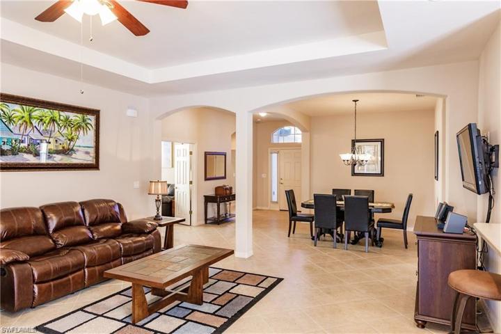 2616 Brightside CT, CAPE CORAL FL 33991