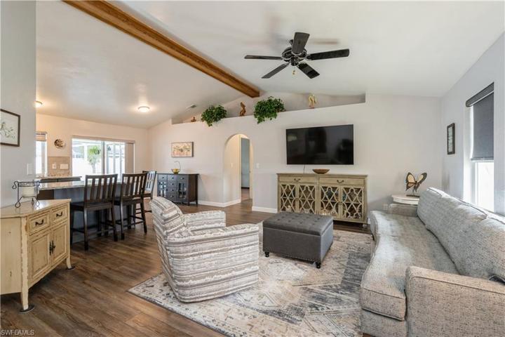 LARGE OPEN CONCEPT LIVING SPACE