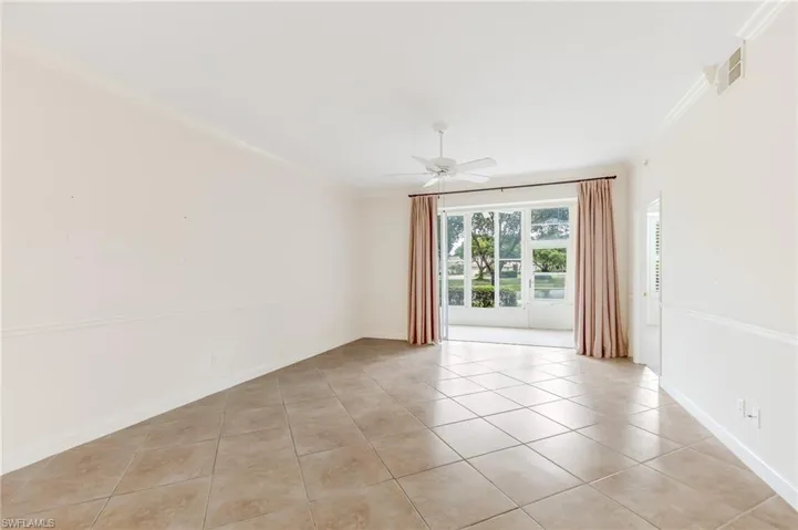 living room to east lanai