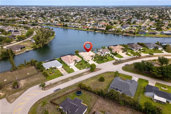 2506 Retunda Pkwy W, Cape Coral, Florida 33904