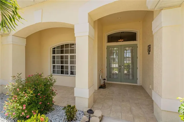 2506 Retunda Pkwy W, Cape Coral, Florida 33904