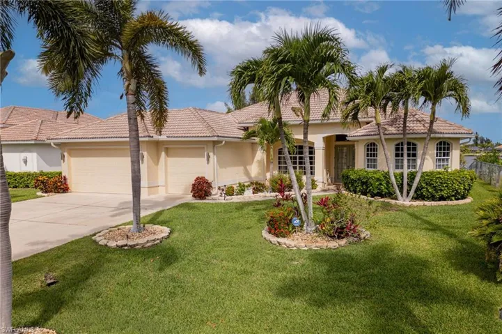 2506 Retunda Pkwy W, Cape Coral, Florida 33904