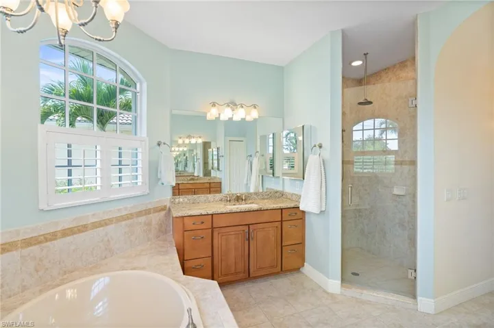 2506 Retunda Pkwy W, Cape Coral, Florida 33904