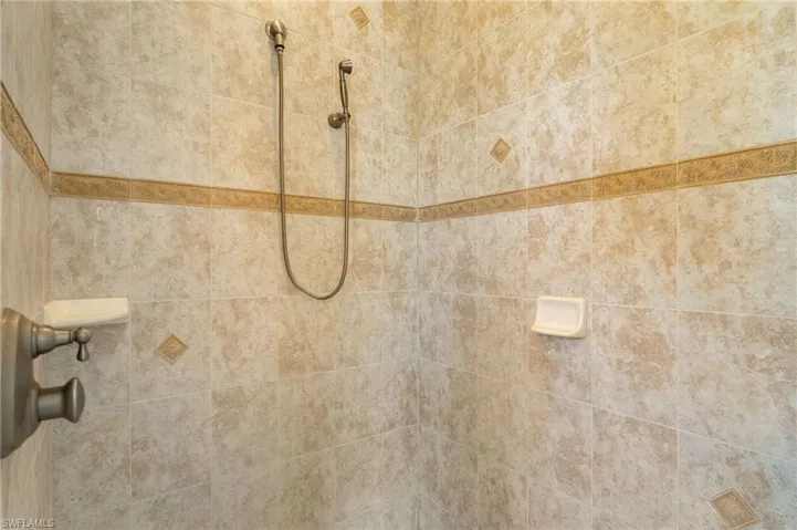 2506 Retunda Pkwy W, Cape Coral, Florida 33904