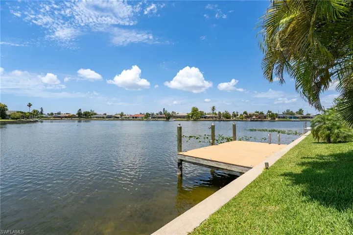 2506 Retunda Pkwy W, Cape Coral, Florida 33904