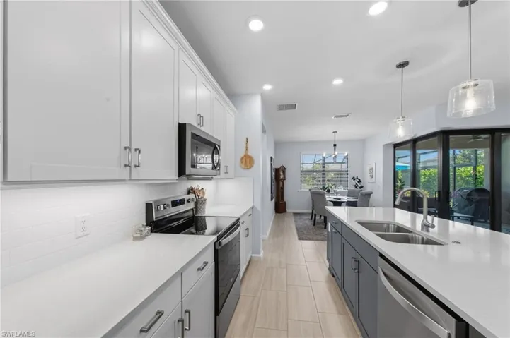 19704  The Place  BLVD, Estero, FL 33928
