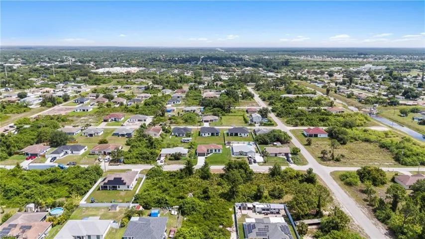 View of birds eye view of property