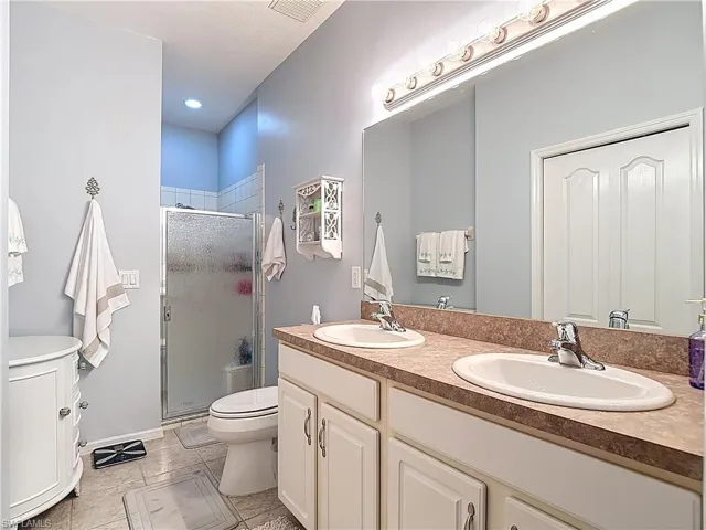 20941  Calle Cristal  LN, North Fort Myers, FL 33917