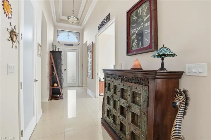 13843  Luna  DR, Naples, FL 34109