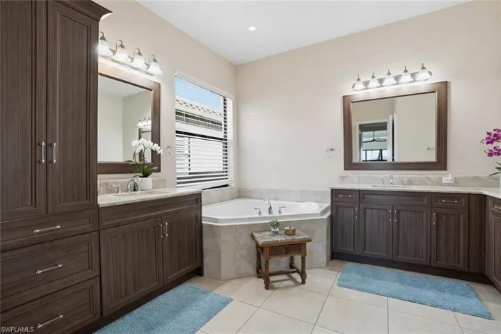 His and hers vanityPlenty of cabinet space