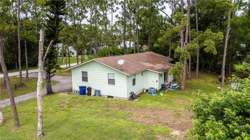 2184 Lakeville Dr, North Fort Myers, Florida 33917