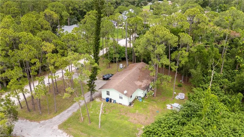 2184 Lakeville Dr, North Fort Myers, Florida 33917