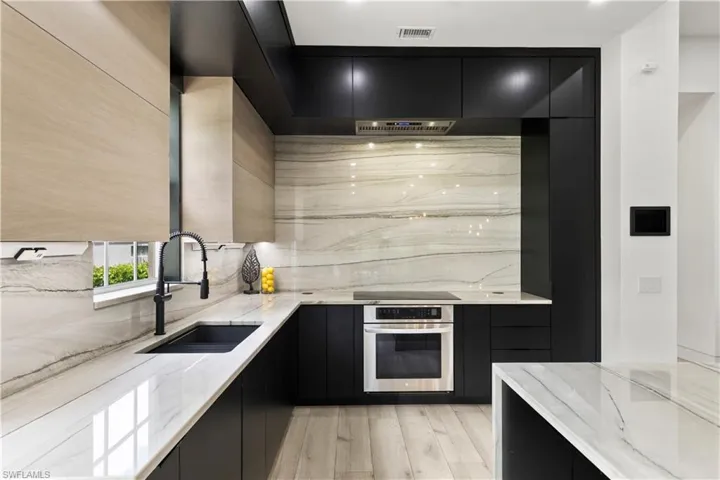 3007 Ellice Way, Naples, Florida 34119