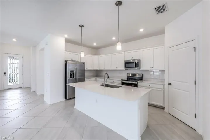 2434  Orchard  ST, Naples, FL 34120