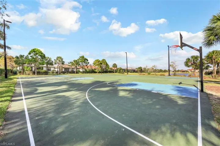2434  Orchard  ST, Naples, FL 34120