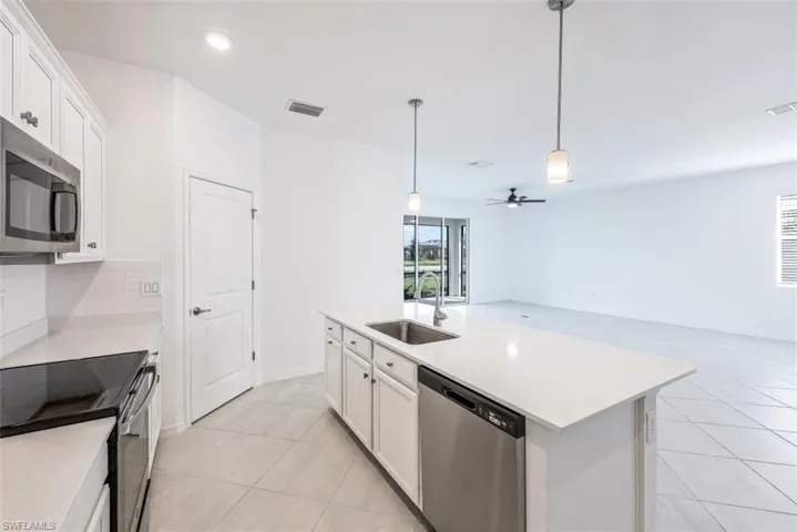 2434  Orchard  ST, Naples, FL 34120