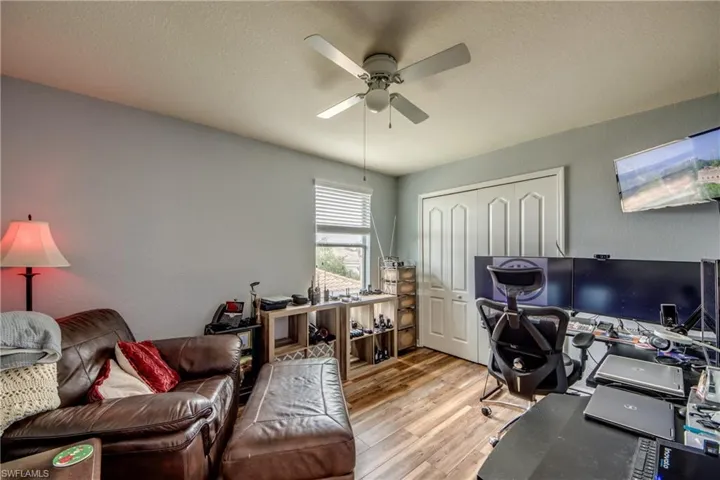 3613  Valle Santa  CIR, Cape Coral, FL 33909