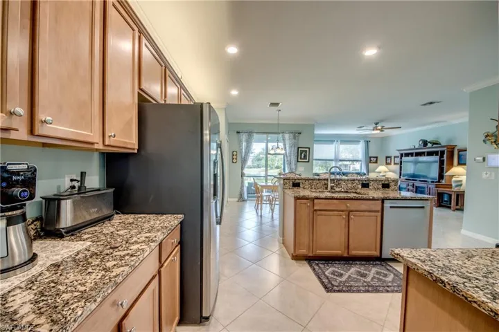 3613  Valle Santa  CIR, Cape Coral, FL 33909