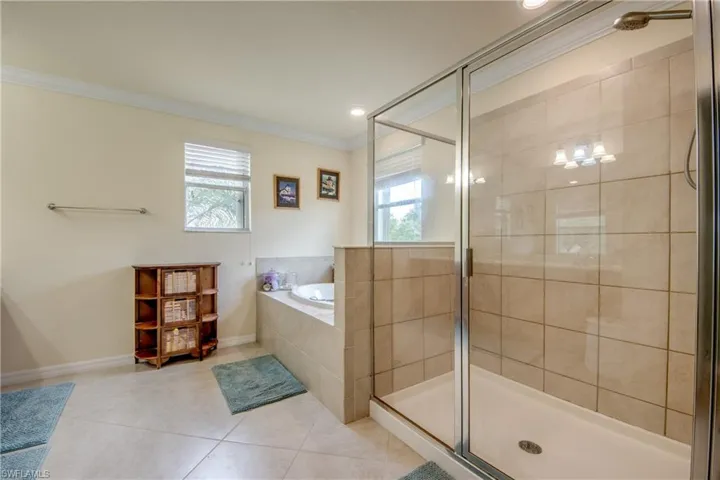 3613  Valle Santa  CIR, Cape Coral, FL 33909