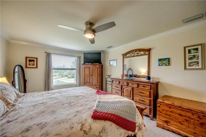 3613  Valle Santa  CIR, Cape Coral, FL 33909
