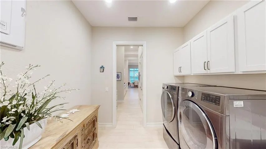 17306  Hidden Estates  CIR, Fort Myers, FL 33908