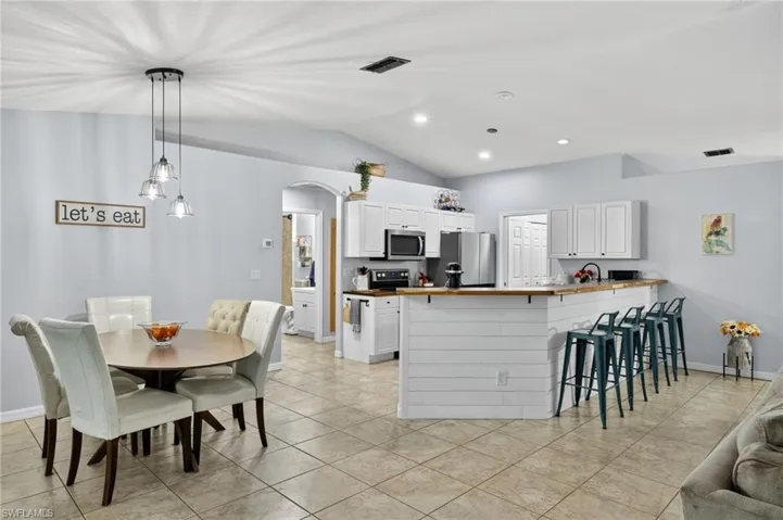 324 SW 7th  CT, Cape Coral, FL 33991