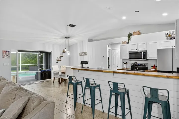 324 SW 7th  CT, Cape Coral, FL 33991