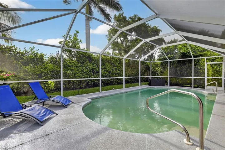 324 SW 7th  CT, Cape Coral, FL 33991
