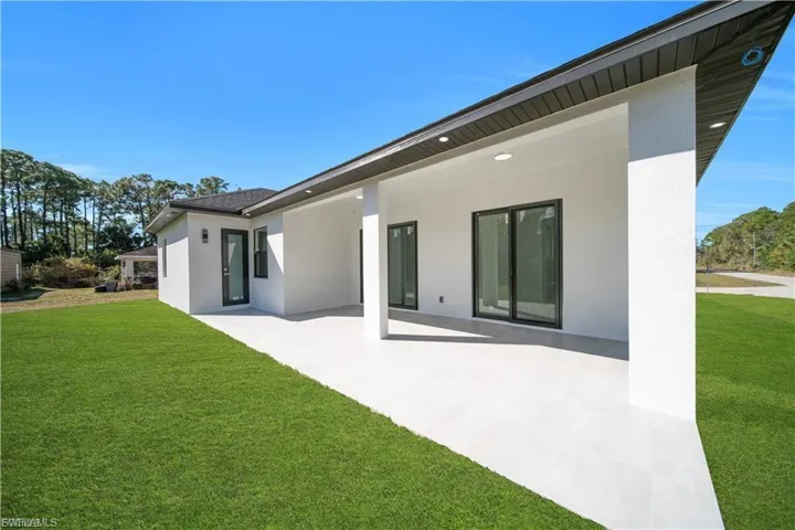 4703 Sara Ave N, Lehigh Acres, Florida 33971