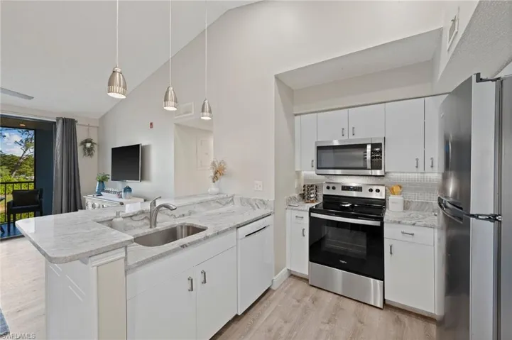 13555 Eagle Ridge Dr # 922, Fort Myers Fl 33912
