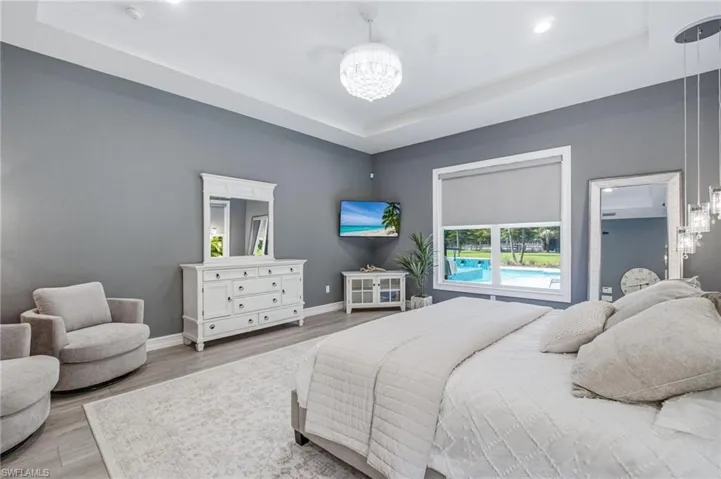 5737 Hidden Oaks Ln, Naples, Florida 34119