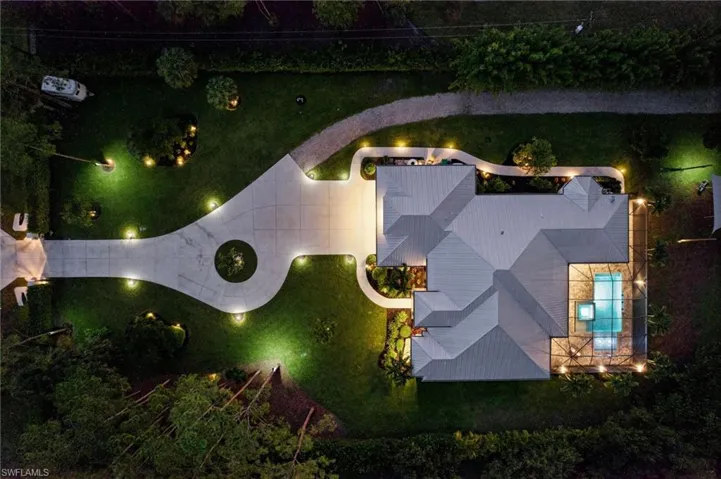 5737 Hidden Oaks Ln, Naples, Florida 34119