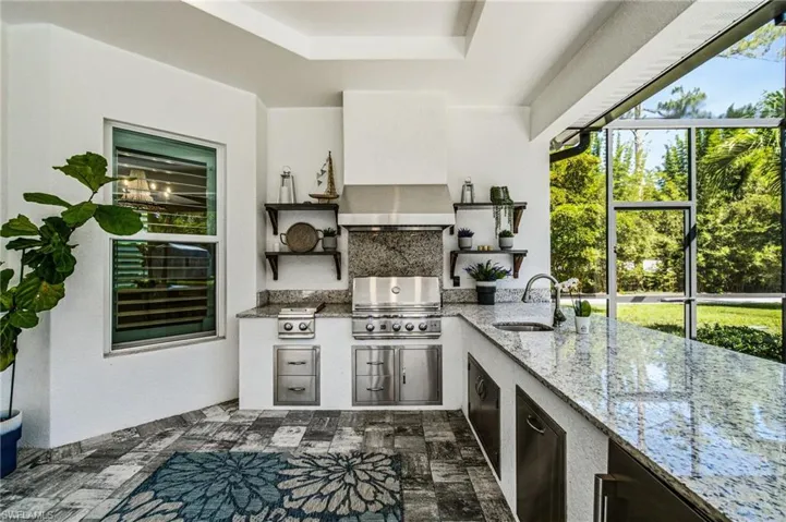 5737 Hidden Oaks Ln, Naples, Florida 34119