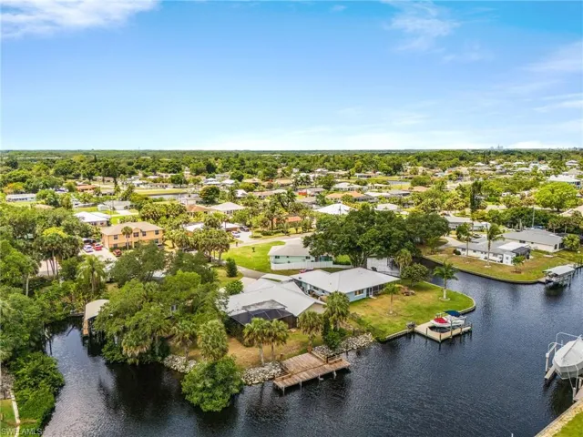 13520  Island  RD, Fort Myers, FL 33905