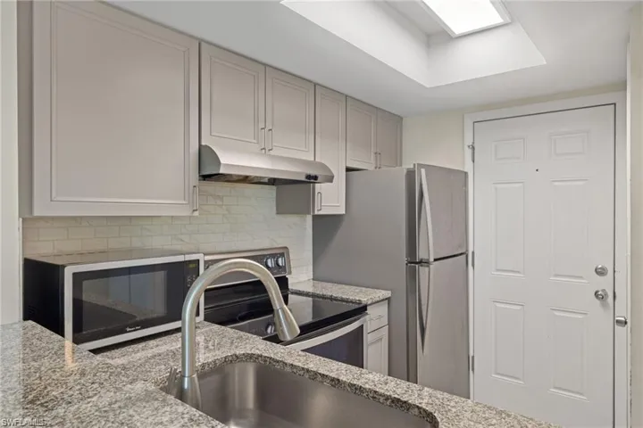 3300 Royal Canadian Trce 3, Fort Myers, Florida 33907