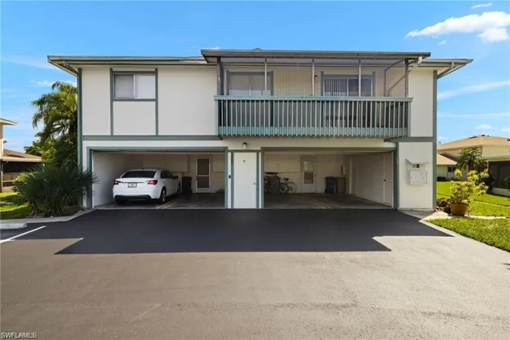 3300 Royal Canadian Trce 3, Fort Myers, Florida 33907