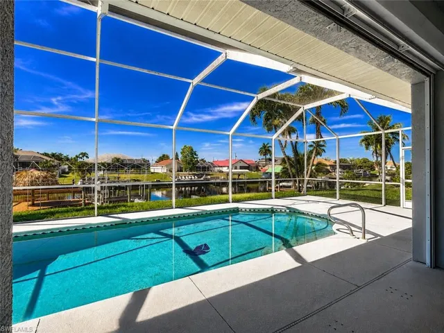 1118 Se 16th Ter, Cape Coral, Florida 33990