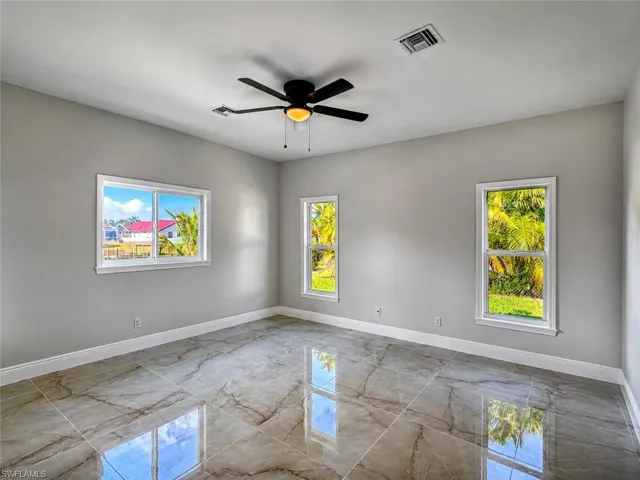 1118 SE 16th  TER, Cape Coral, FL 33990