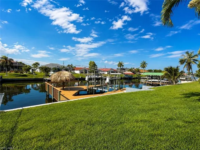 1118 SE 16th  TER, Cape Coral, FL 33990