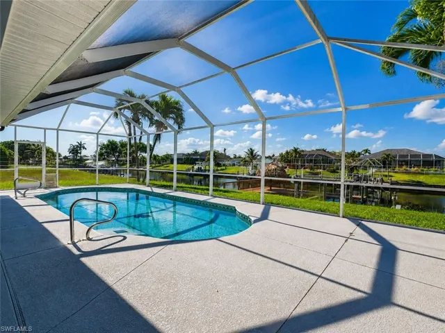 1118 Se 16th Ter, Cape Coral, Florida 33990