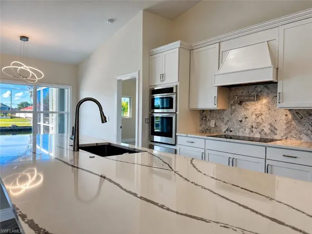 1118 SE 16th  TER, Cape Coral, FL 33990