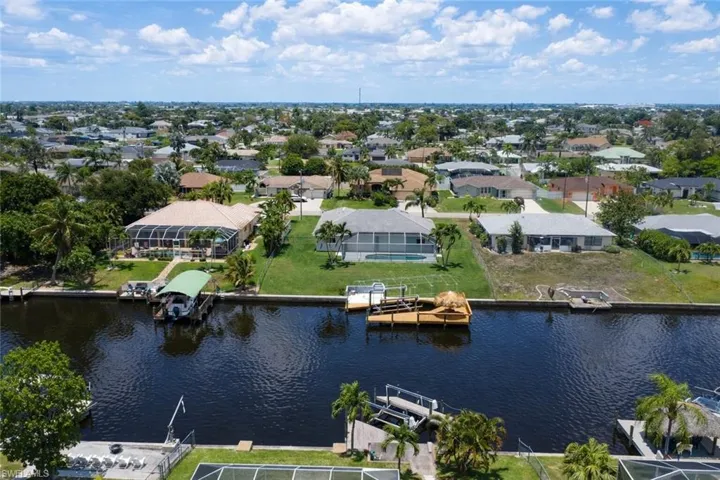 1118 SE 16th  TER, Cape Coral, FL 33990